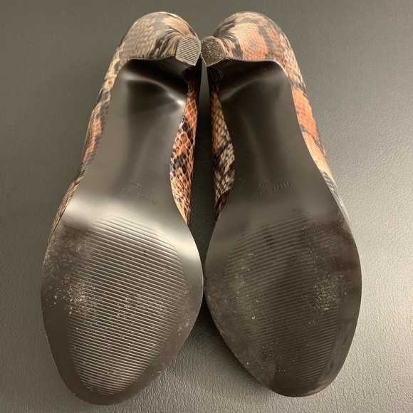 🔥EUC — Nine West snake pattern platform pumps - Picture 5 of 5